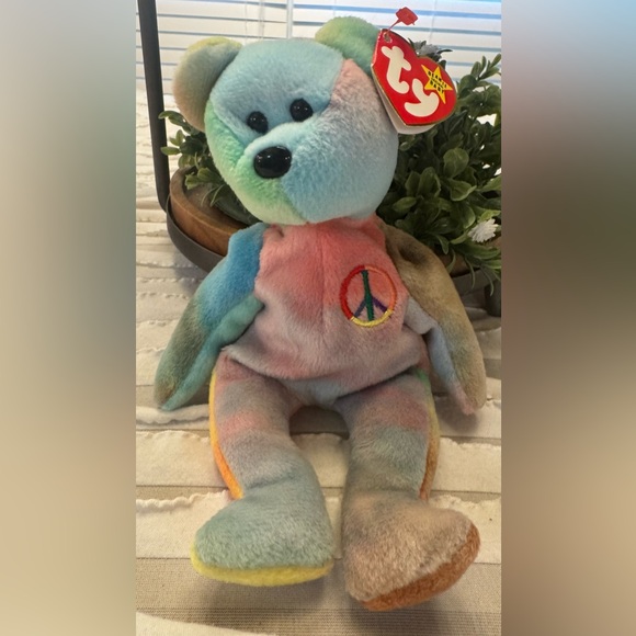 Ty Peace Beanie Bear Baby 1996 Pink Body Blue Green Yellow